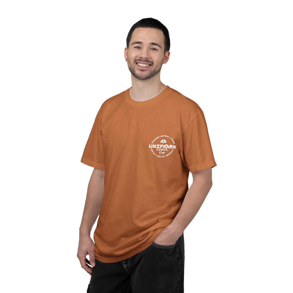 UNIFORM CIRCA T-SHIRT | CLAMSHELL